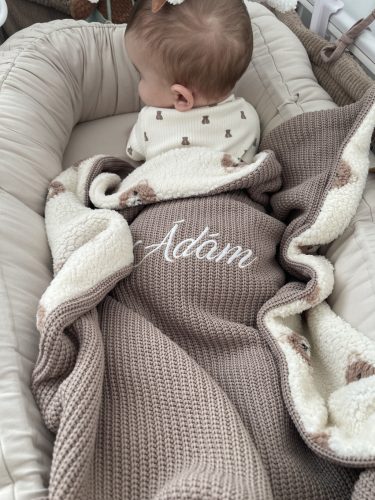 Névre szóló kötött babatakaró-Mintás TEDDY